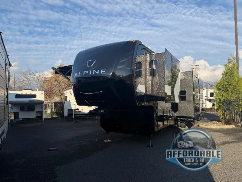 2026 Keystone Alpine Avalanche Edition 379MB - Photo 3