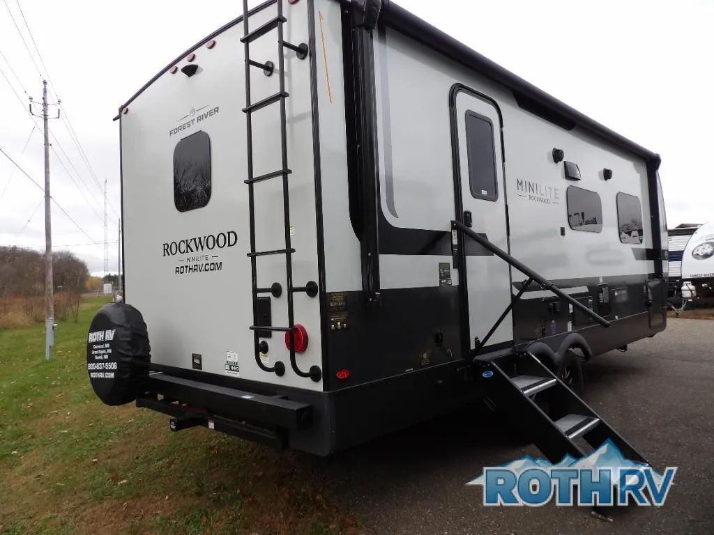 2026 Forest River Rockwood Mini Lite 2511S - Photo 3