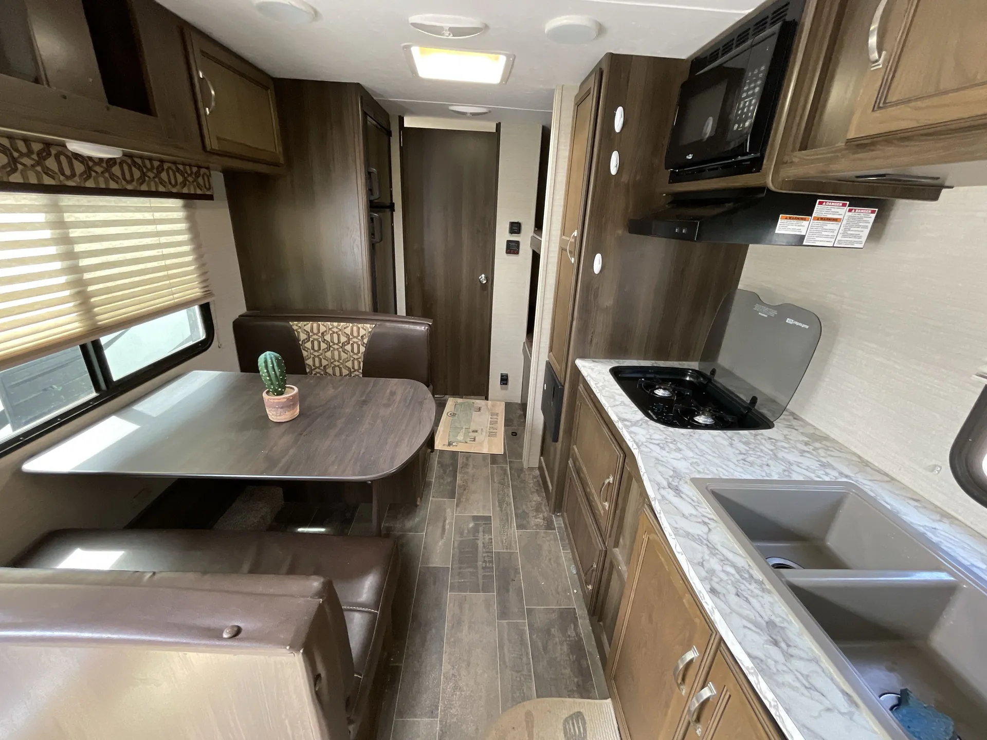 2018 Keystone Bullet Crossfire 1800RB — living area main