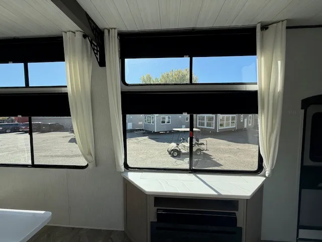 2023 Forest River Salem Grand Villa 42VIEW, Photos photo 18