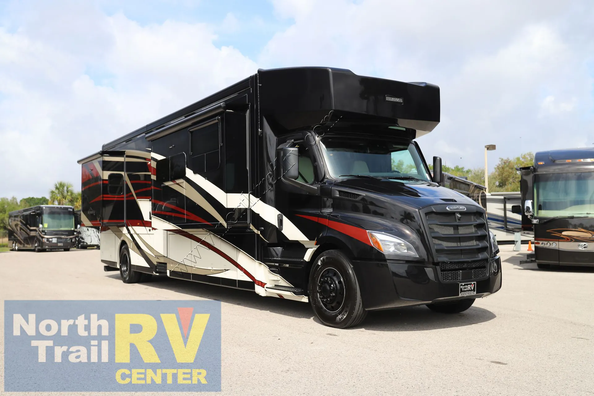 2027 Newmar Supreme Aire 4129 - Photo 2