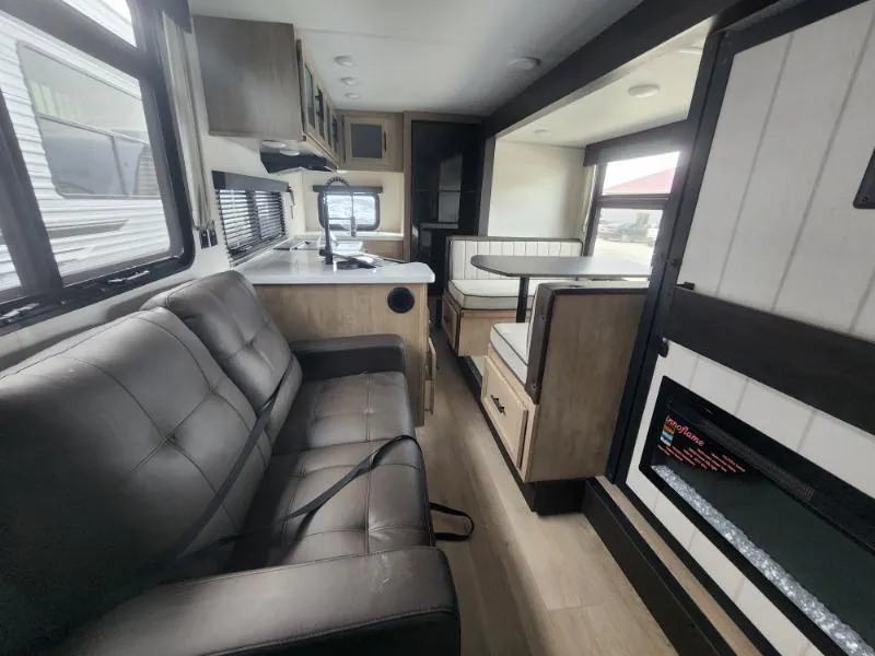 2026 Forest River Cherokee Grey Wolf 26SS - Photo 4