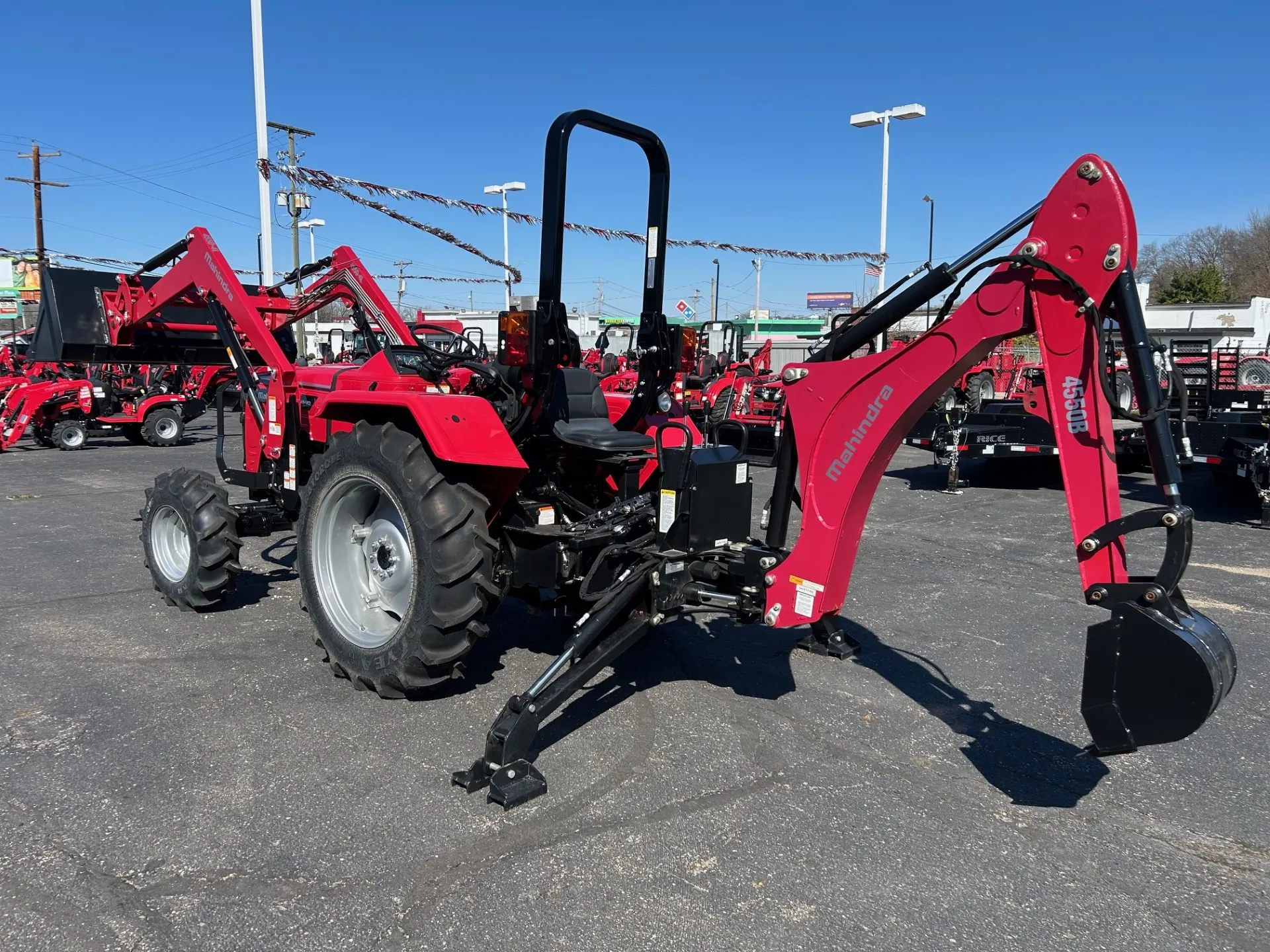 2026 Mahindra 4540 4540 4WD - Photo 3