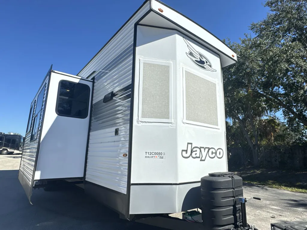 2026 Jayco Jay Flight Bungalow 404LOFT DS, Photos photo 9