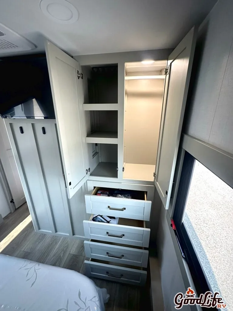 2026 Brinkley Model Z 2810, Photos photo 82