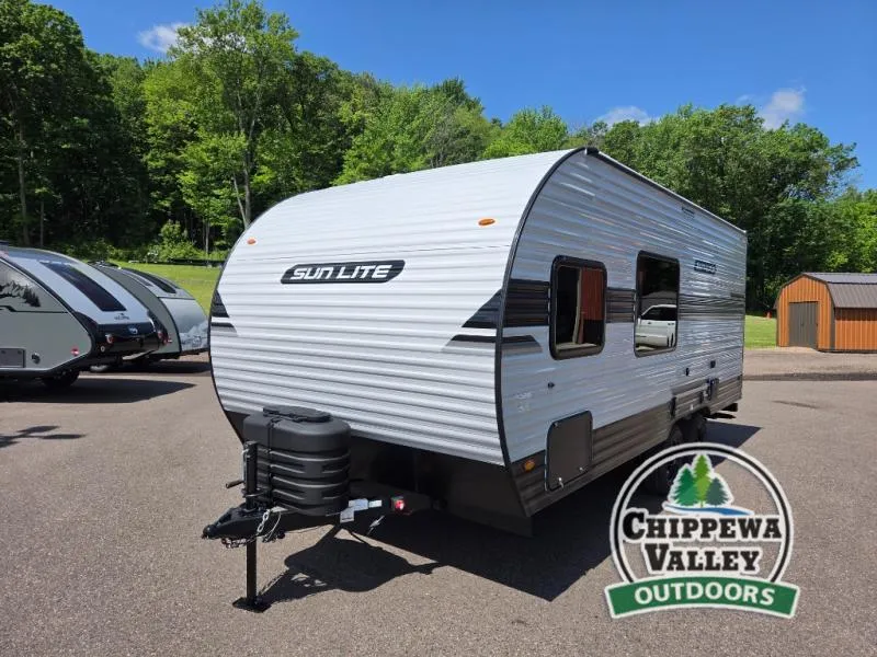 2027 Sunset Park RV Sun Lite LTD 21DB - Photo 3
