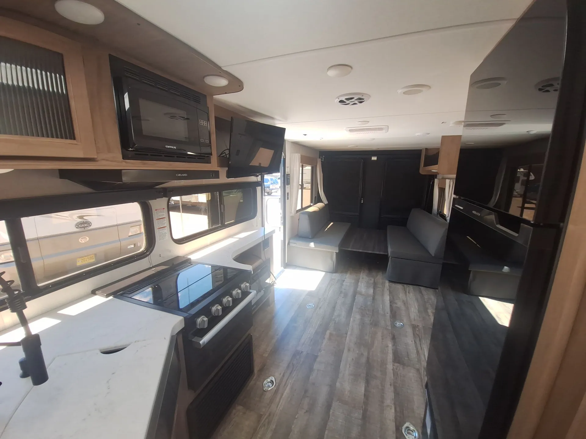 2023 Forest River Cherokee Grey Wolf 24RRT — living area main