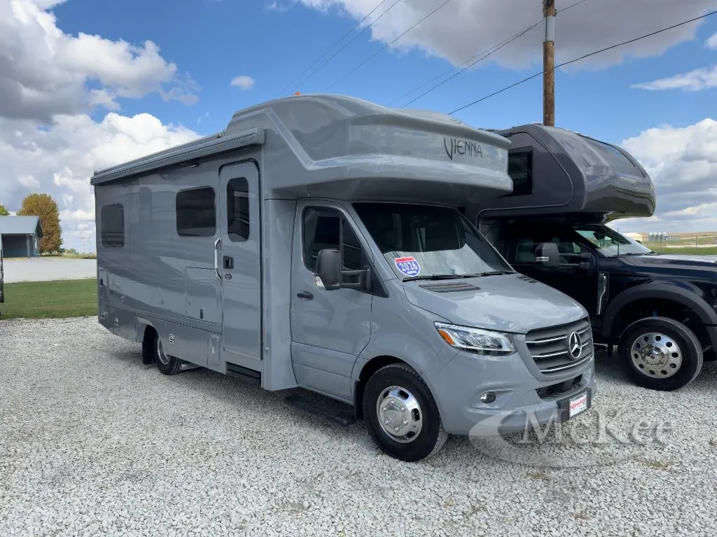 2026 Renegade RV Vienna 25TBC - Photo 2