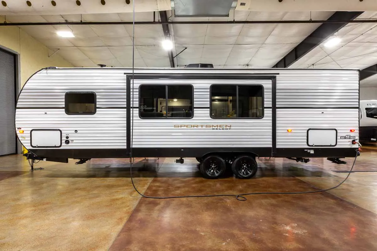 2025 K-Z Sportsmen Select 261BHSL - Photo 4