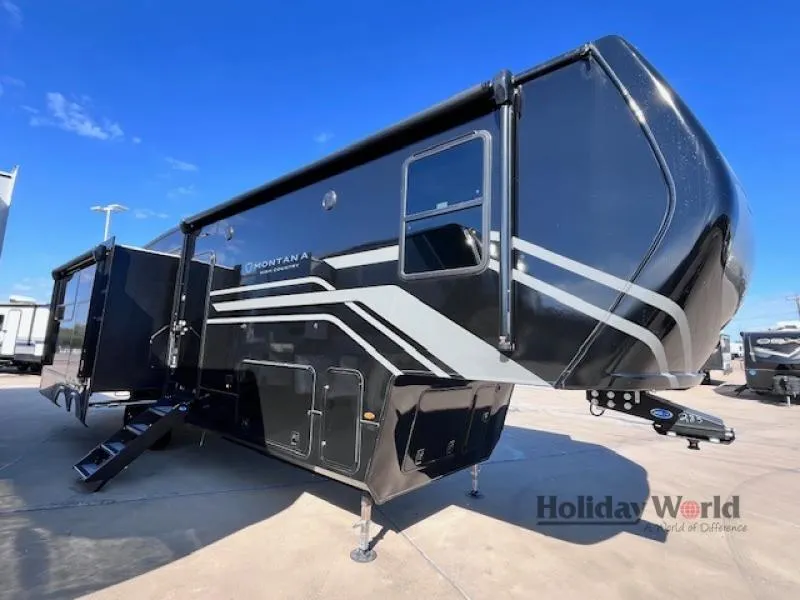 2026 Keystone Montana High Country 325RK - Photo 4