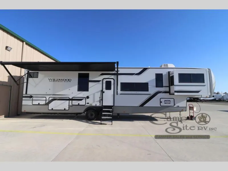 2025 Forest River Wildwood Heritage Glen Elite 36FL - Photo 3