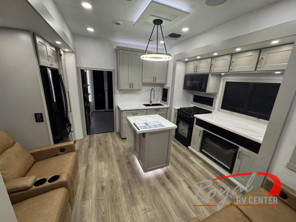 2026 Brinkley Model G 3520, Photos photo 7