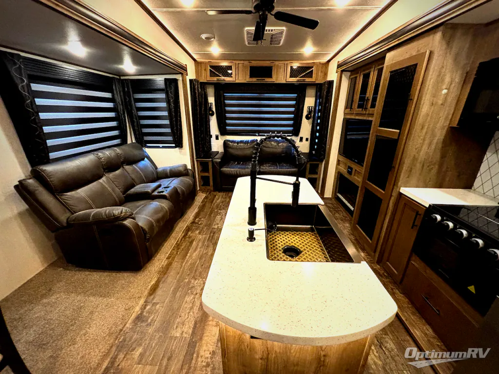 2022 Forest River Sabre 36BHQ, Photos photo 3