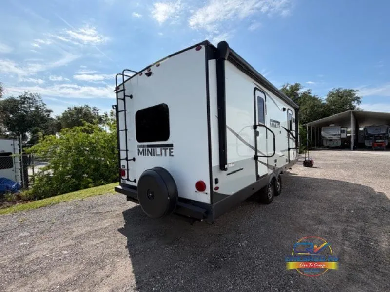 2023 Forest River Rockwood Mini Lite 2516S - Photo 4