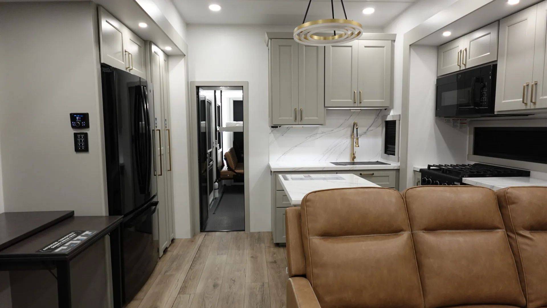2026 Brinkley Model G 3970 - Photo 3