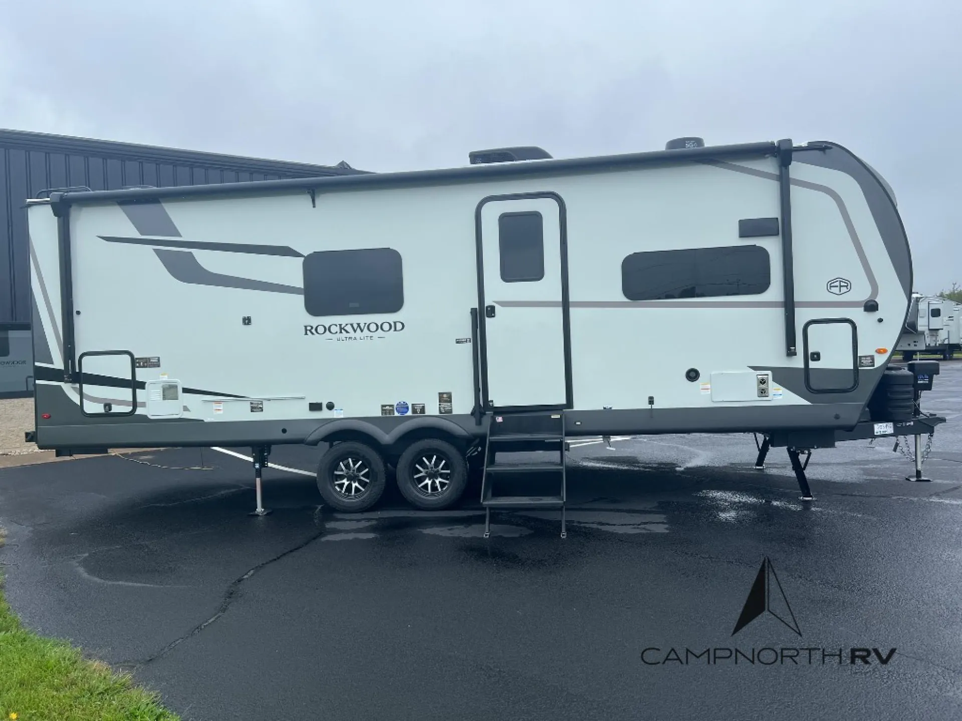 2027 Forest River Rockwood Ultra Lite 2608BS - Photo 3