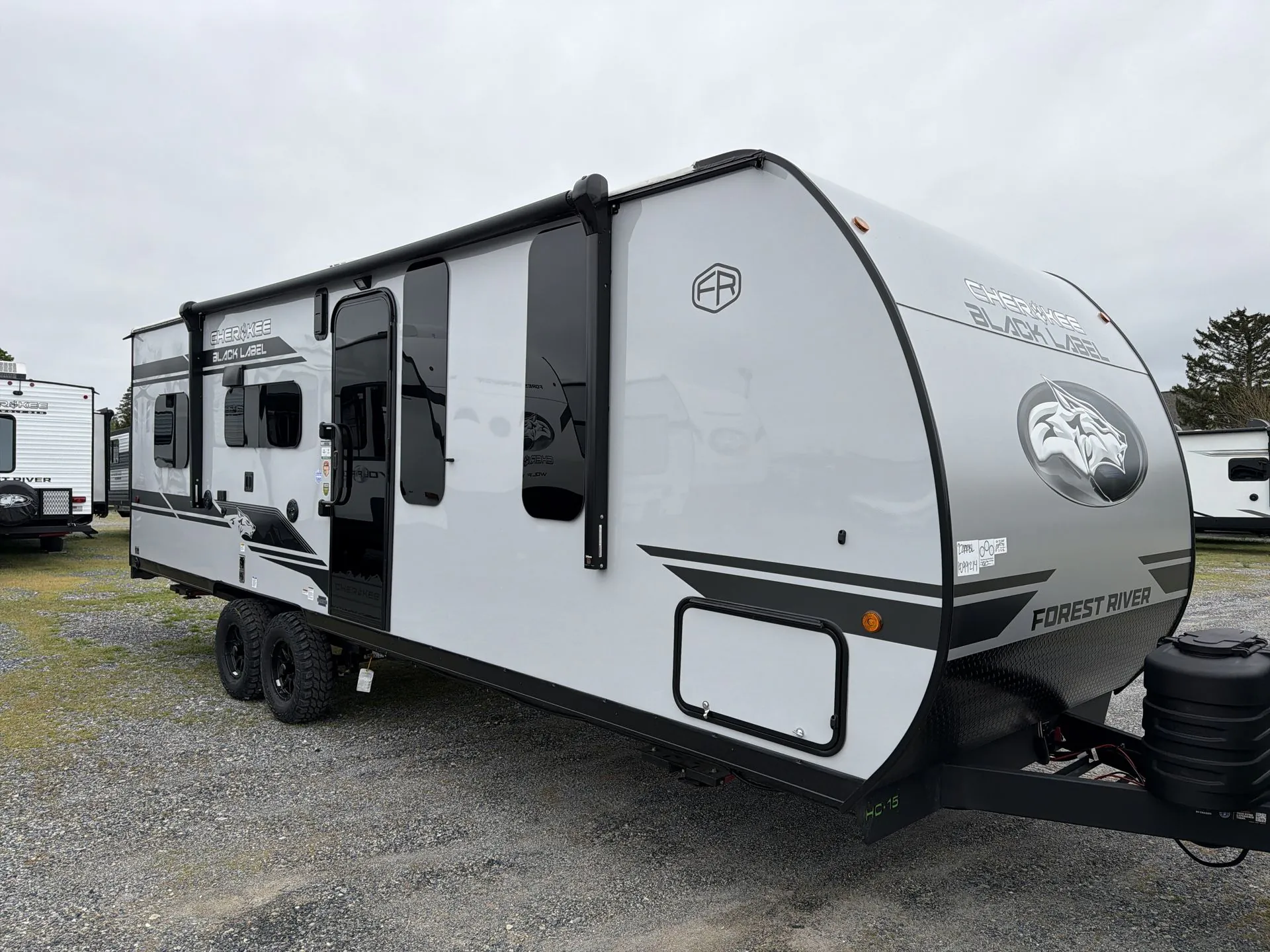 2026 Forest River Cherokee Grey Wolf Black Label 22RRBL - Photo 2