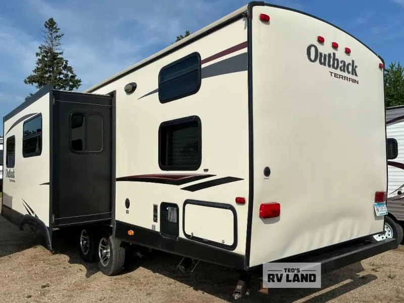 2015 Keystone RV Outback Terrain Ultra Lite 299TBH - Photo 2