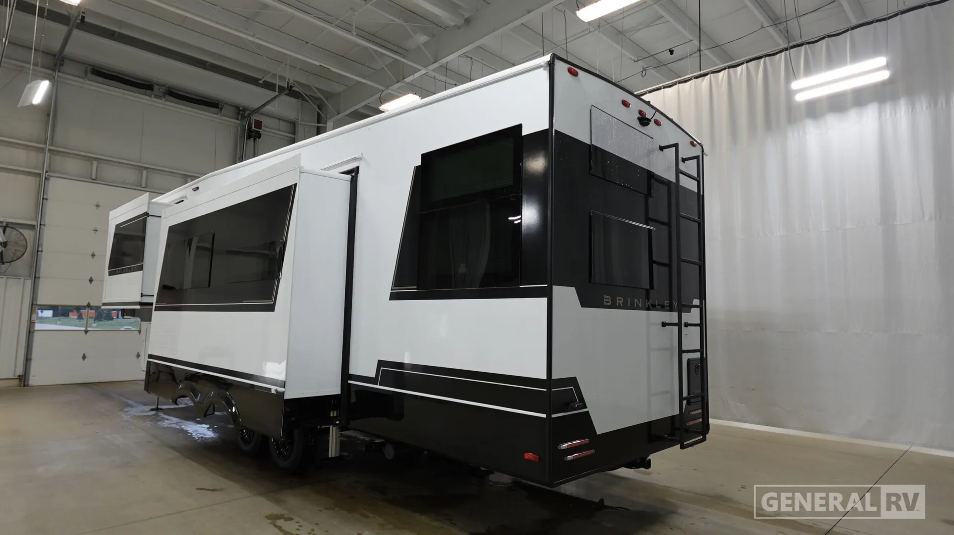 2027 Brinkley Model Z 3210 - Photo 4