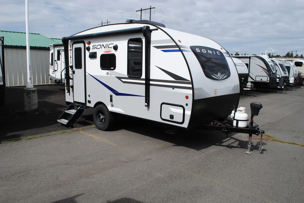 2022 Coachmen Clipper 262BHS - Photo 3