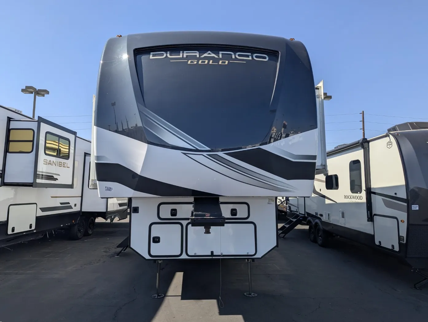 2024 KZ RV Durango Gold G360REQ - Photo 2