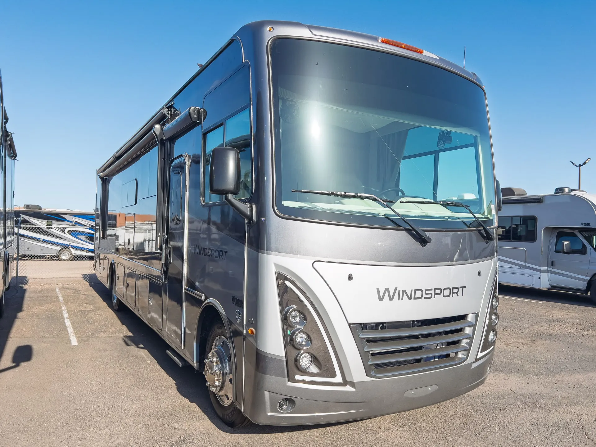 2027 Thor Motor Coach Windsport 36H
