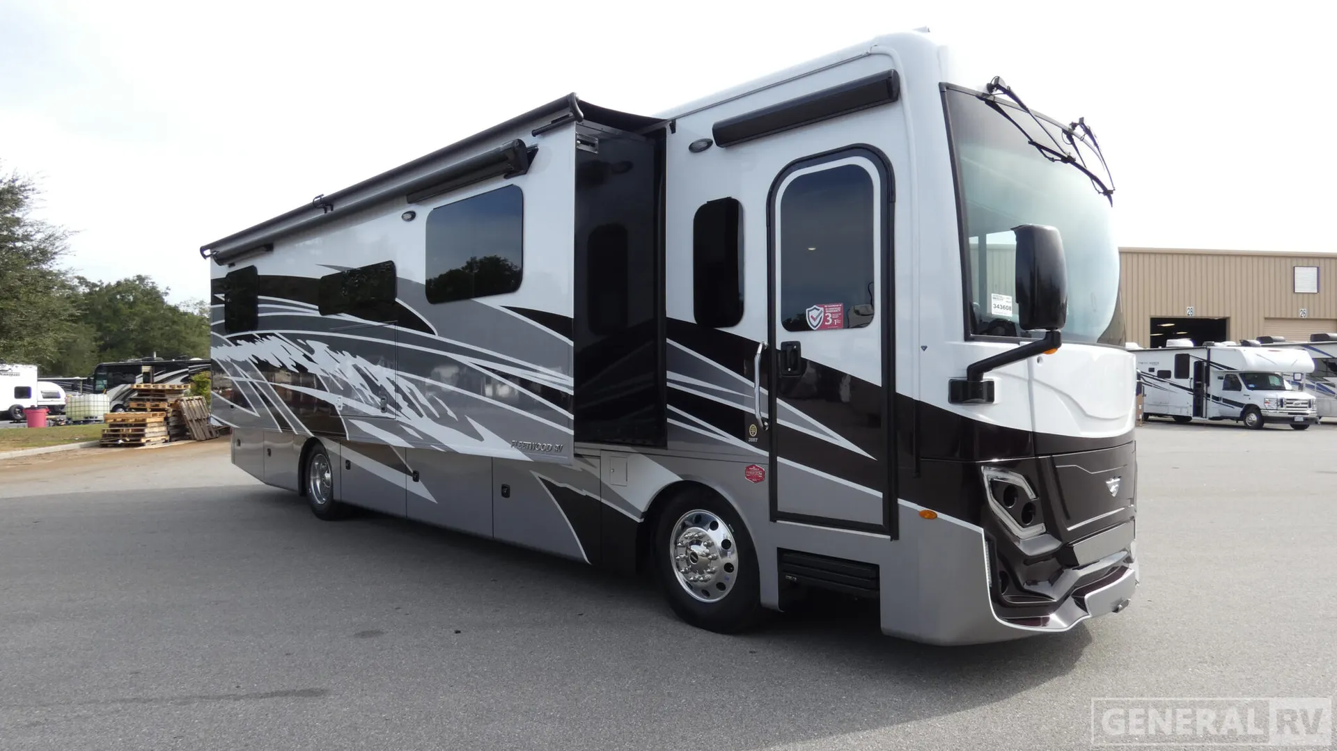 2026 Fleetwood Frontier 38RT - Photo 2