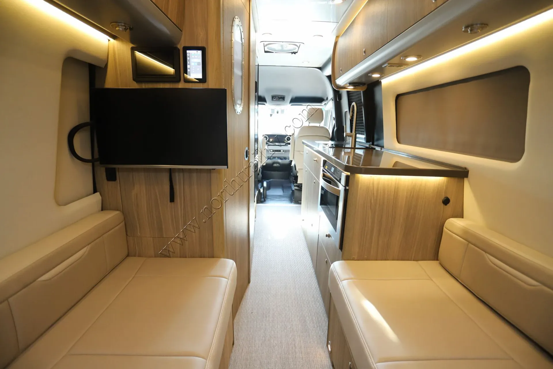 2027 Airstream Interstate 24 24GT - Photo 4