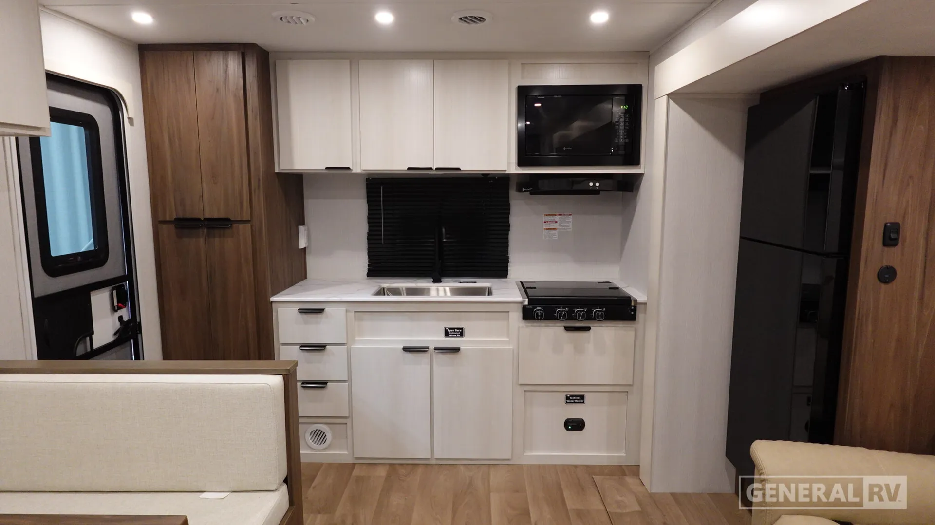 2026 Winnebago Access 25RK - Photo 3