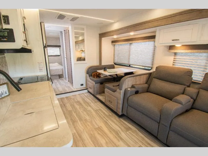 2026 Gulf Stream Conquest Class C 6320 - Photo 3