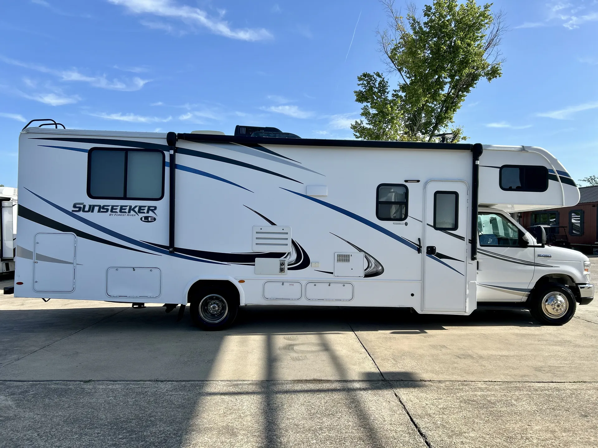 2018 Forest River Sunseeker 2850S