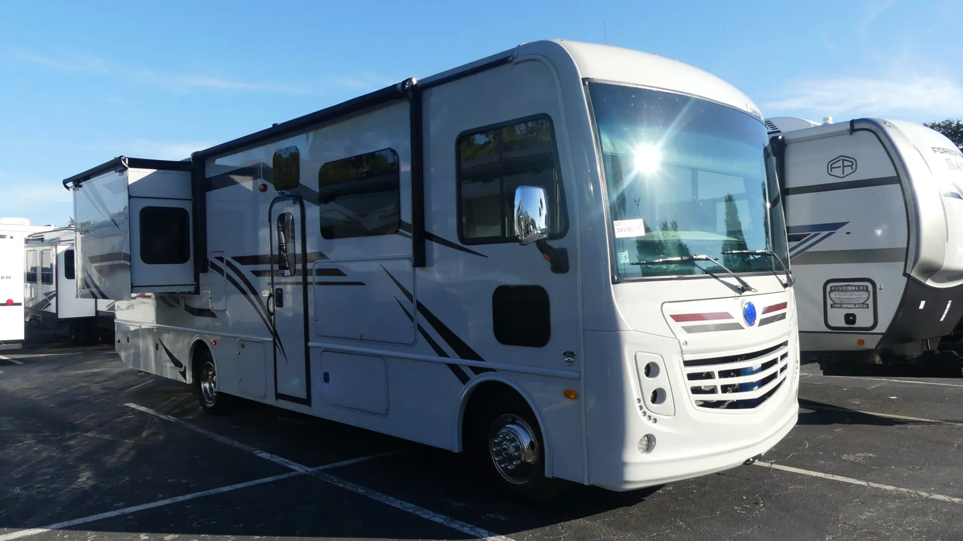 2024 Holiday Rambler Admiral 32N - Photo 2