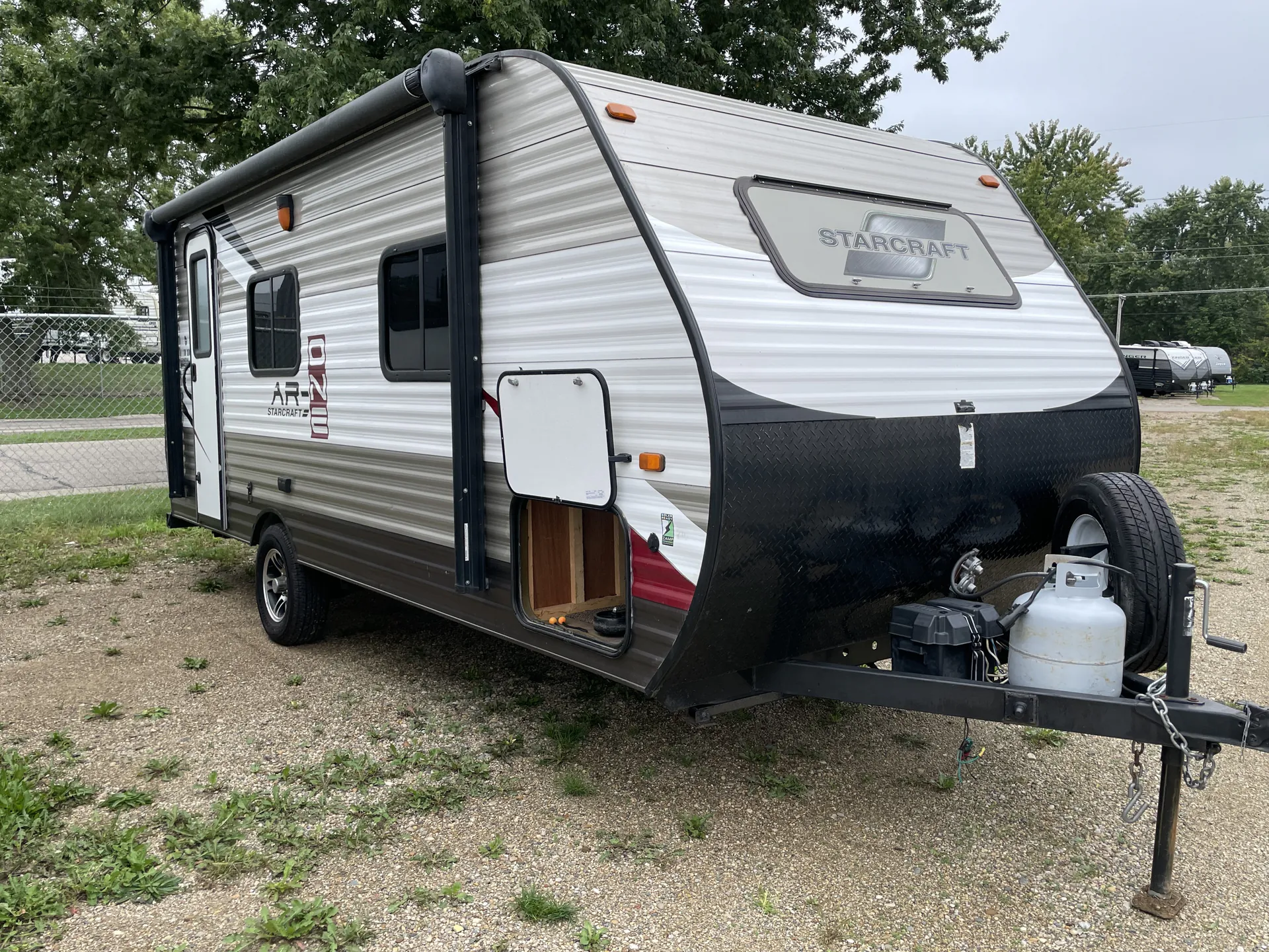 2016 Starcraft AR-ONE 18QB - Photo 2