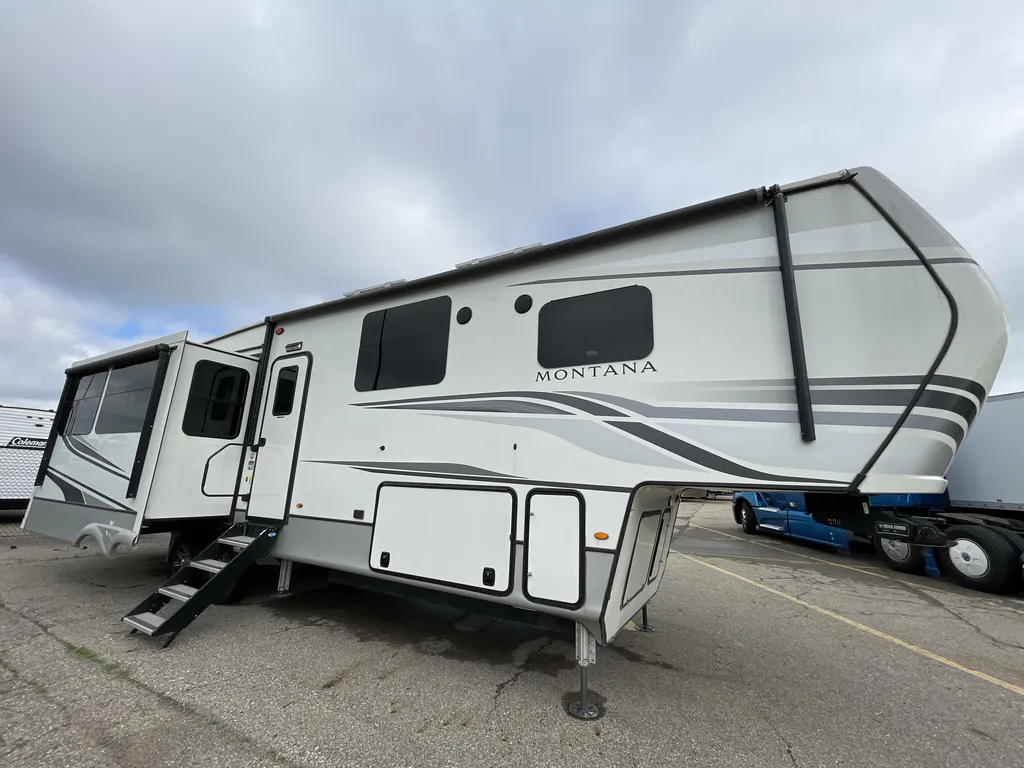 2022 Keystone Montana 3231CK, Photos photo 5
