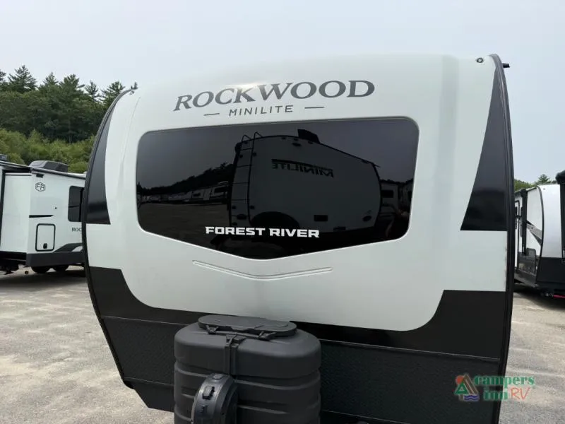 2026 Forest River Rockwood Mini Lite 2109S - Photo 3