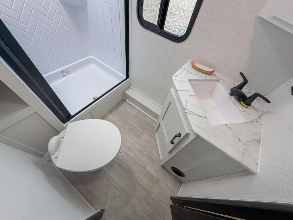 2026 Forest River Solaire 2430BHS, Photos photo 19