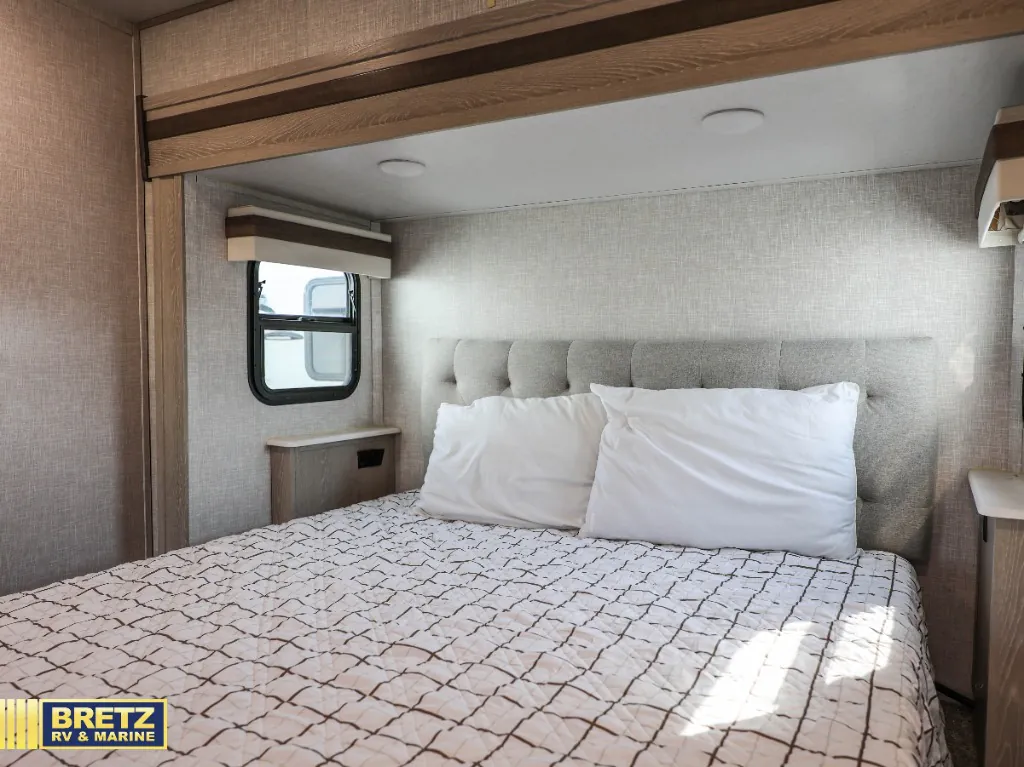 2022 Forest River Rockwood Ultra Lite 2898BS, Photos photo 34