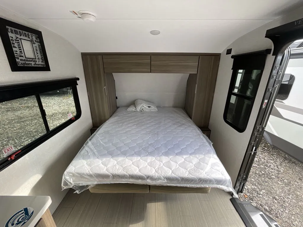 2026 Venture RV Sonic SN190VRB, Photos photo 19