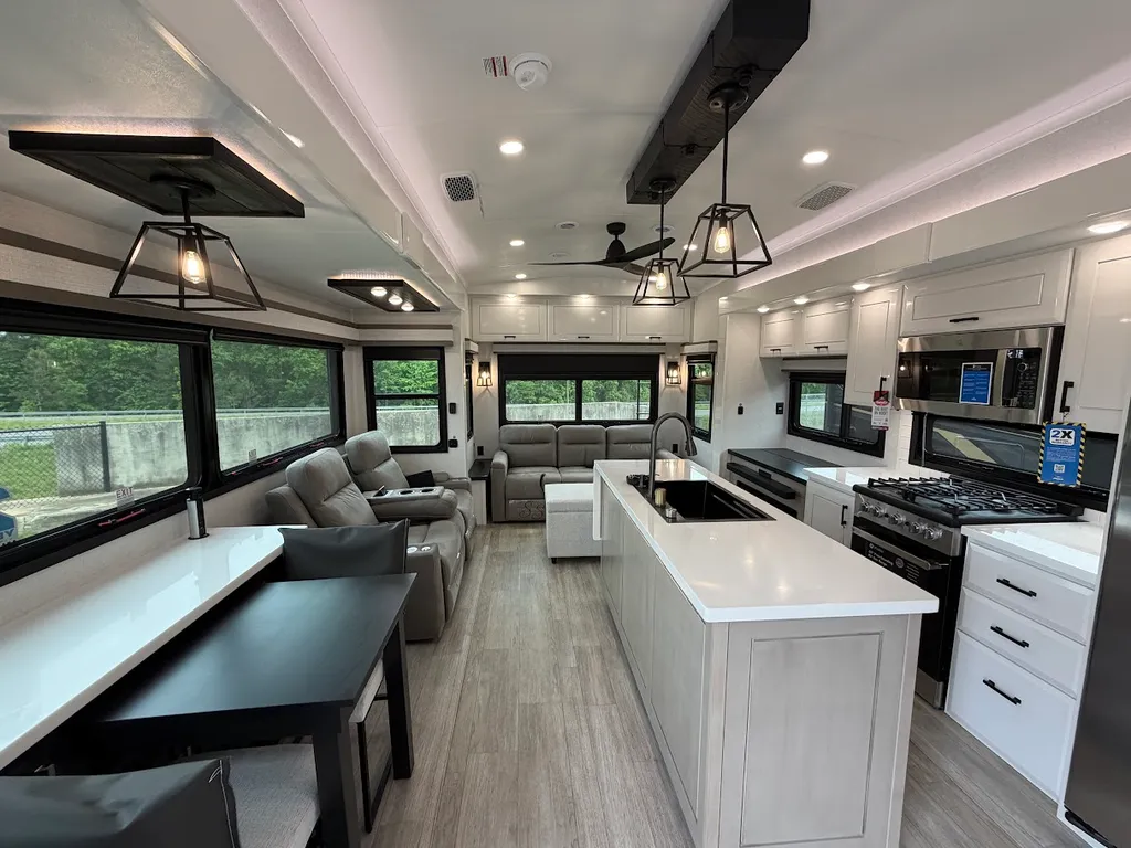 2026 Jayco Pinnacle 36FBTS, Photos photo 7