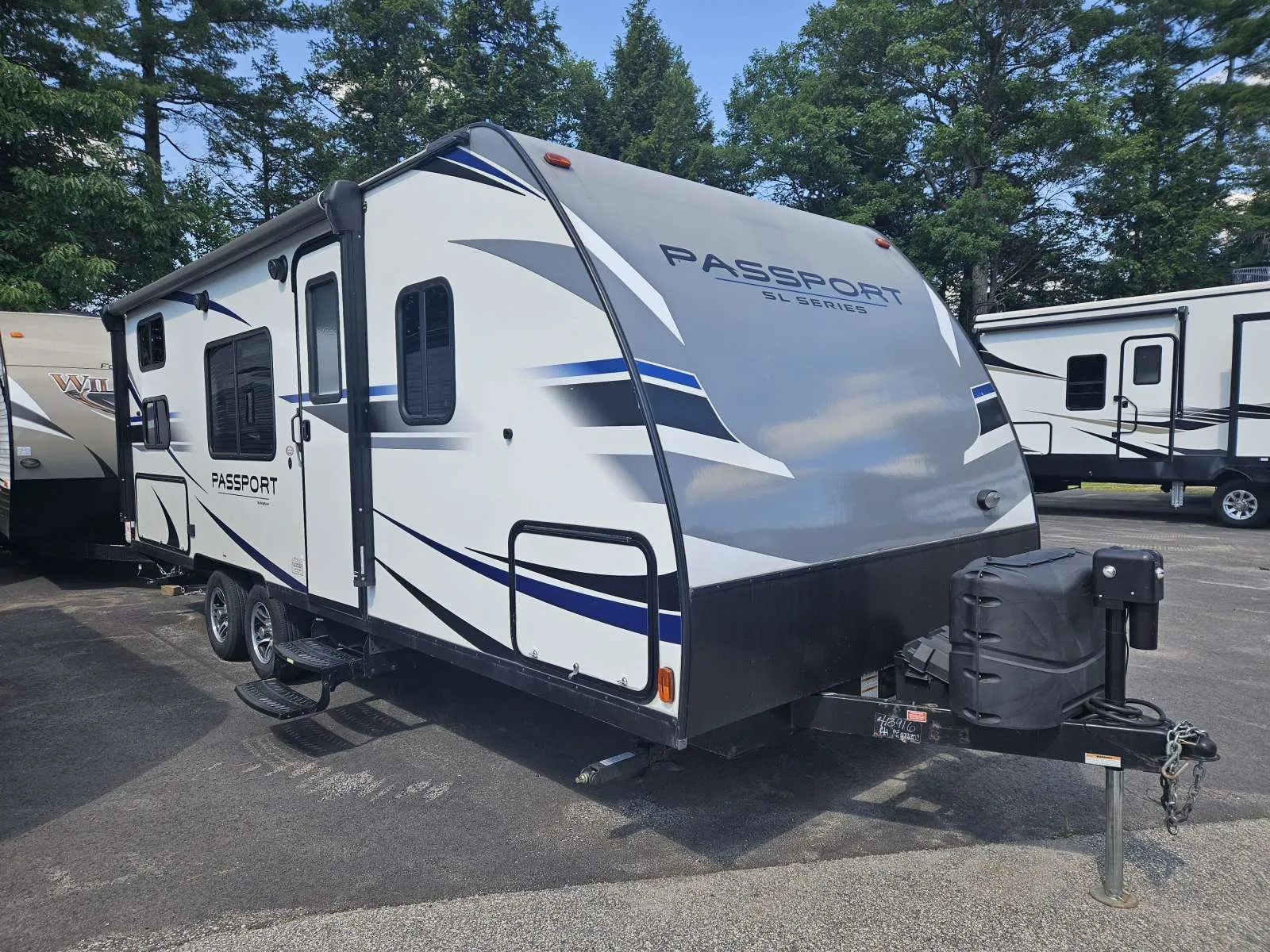 2019 Keystone Passport SL Series 239ML - Photo 2