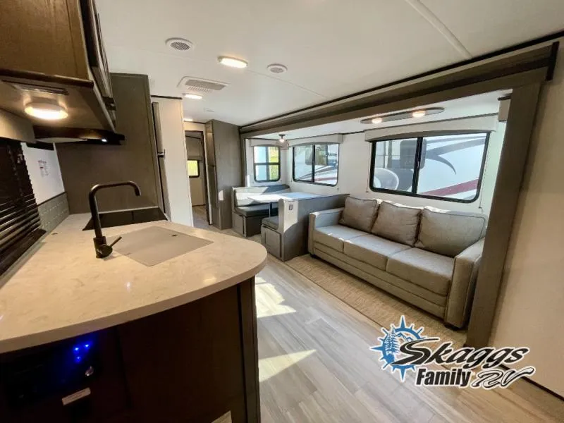 2022 Cruiser RV Embrace EL310 - Photo 4