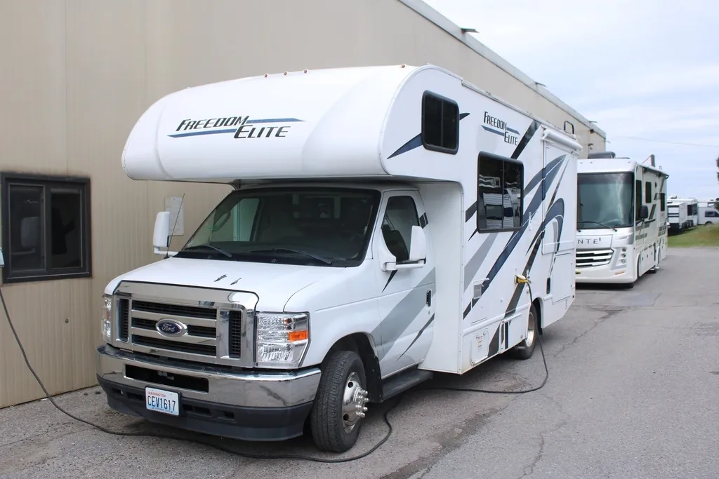 2021 Thor Motor Coach Freedom Elite 22FE, Photos photo 2