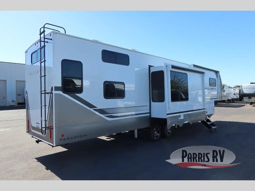 2027 Alliance RV Paradigm 395DS - Photo 3