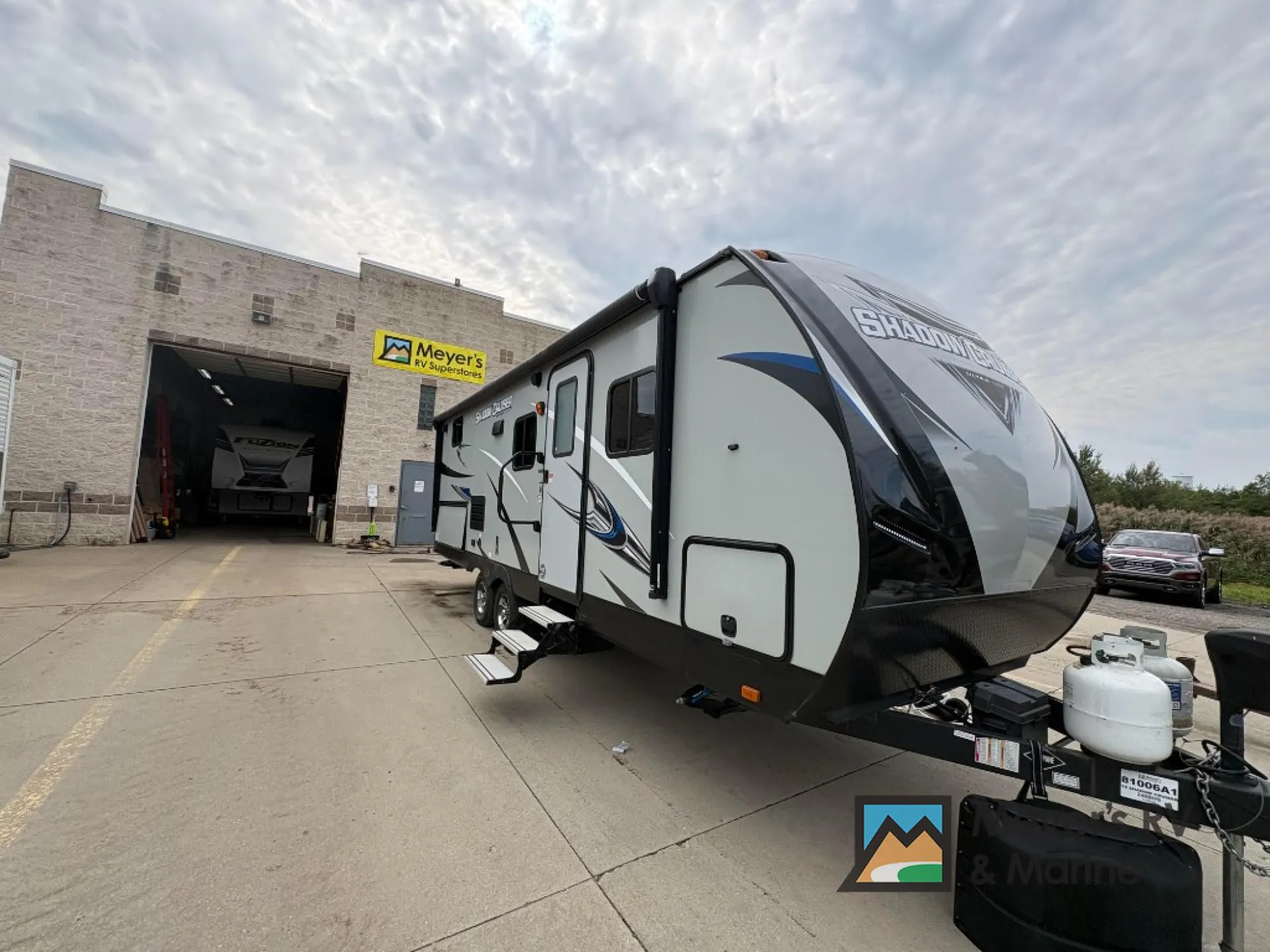 2019 Cruiser RV Shadow Cruiser 240BHS - Photo 2
