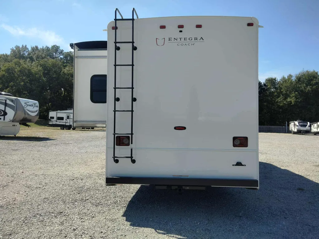 2026 Entegra Coach Vision 27A, Photos photo 5