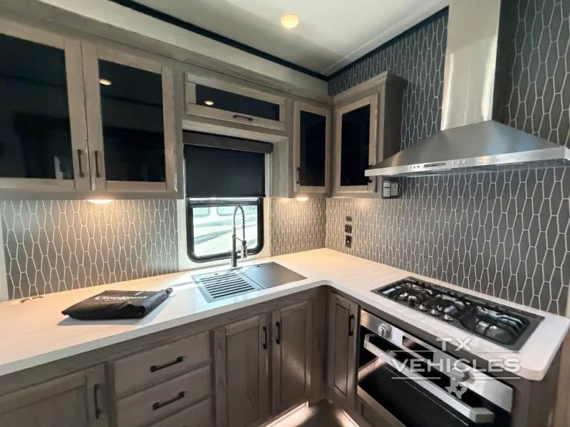 2021 CrossRoads RV Cameo 4031FL - Photo 4