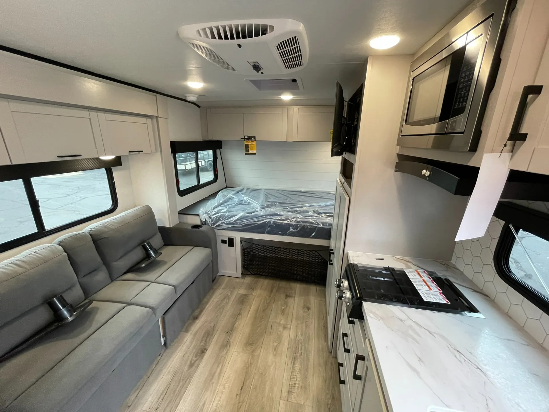 2026 Jayco Jay Feather Air 16FBS - Photo 2