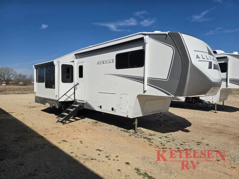 2026 Alliance RV Avenue 32RLS - Photo 2