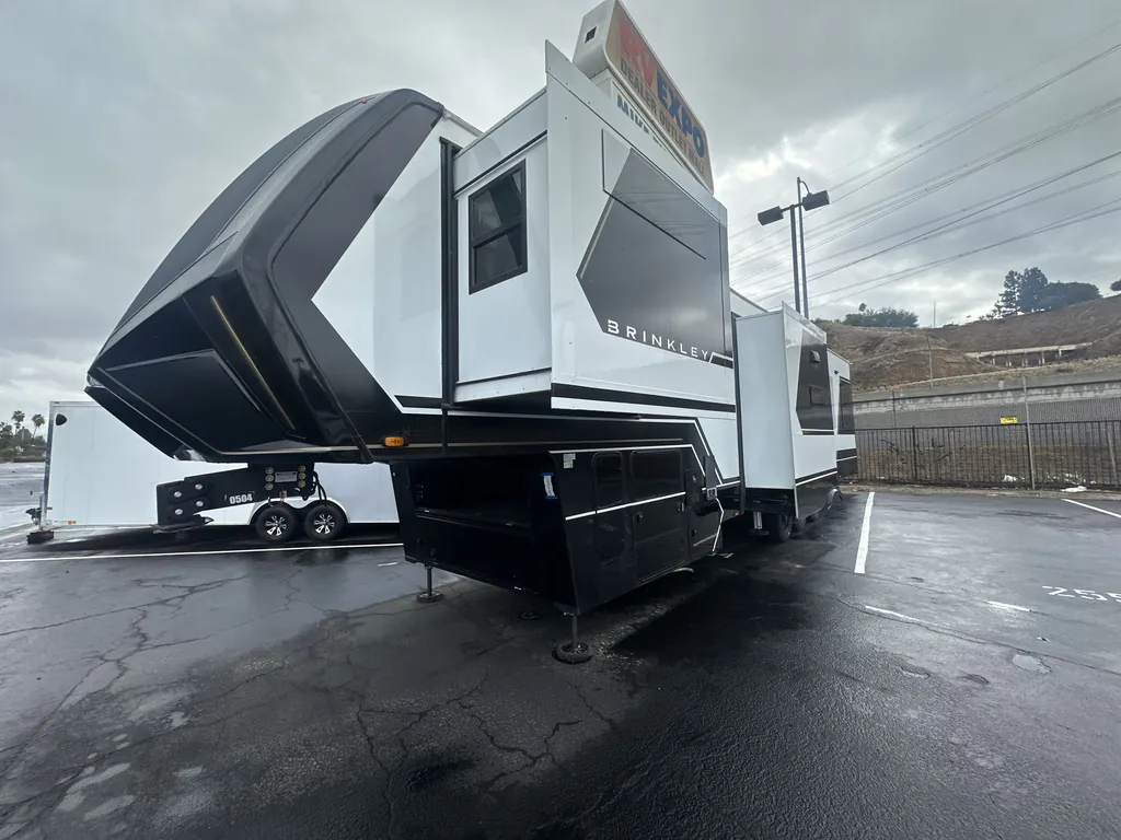 2024 Brinkley Model G 4000, Photos photo 7