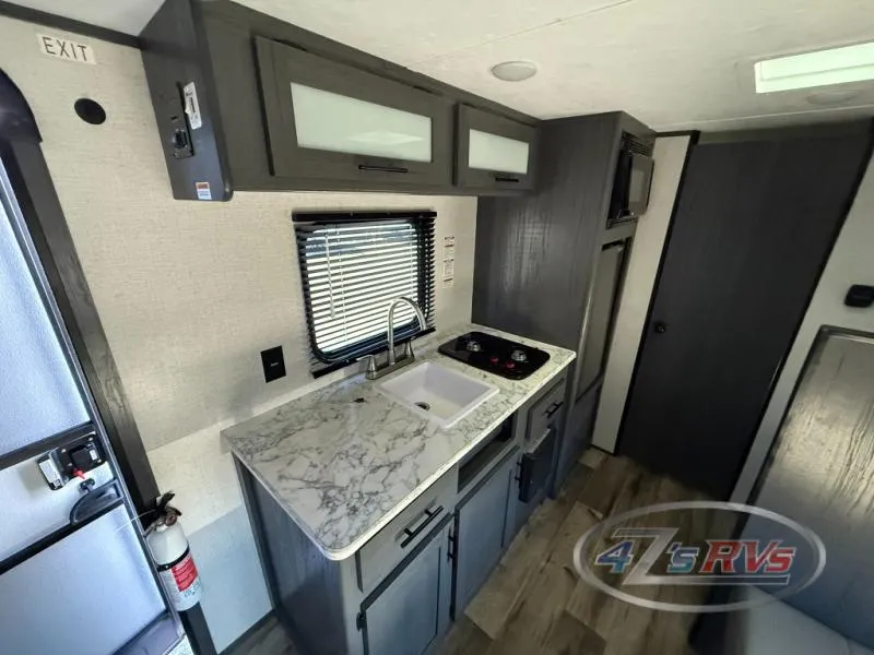2023 Dutchmen Aspen Trail LE 17BH - Photo 4